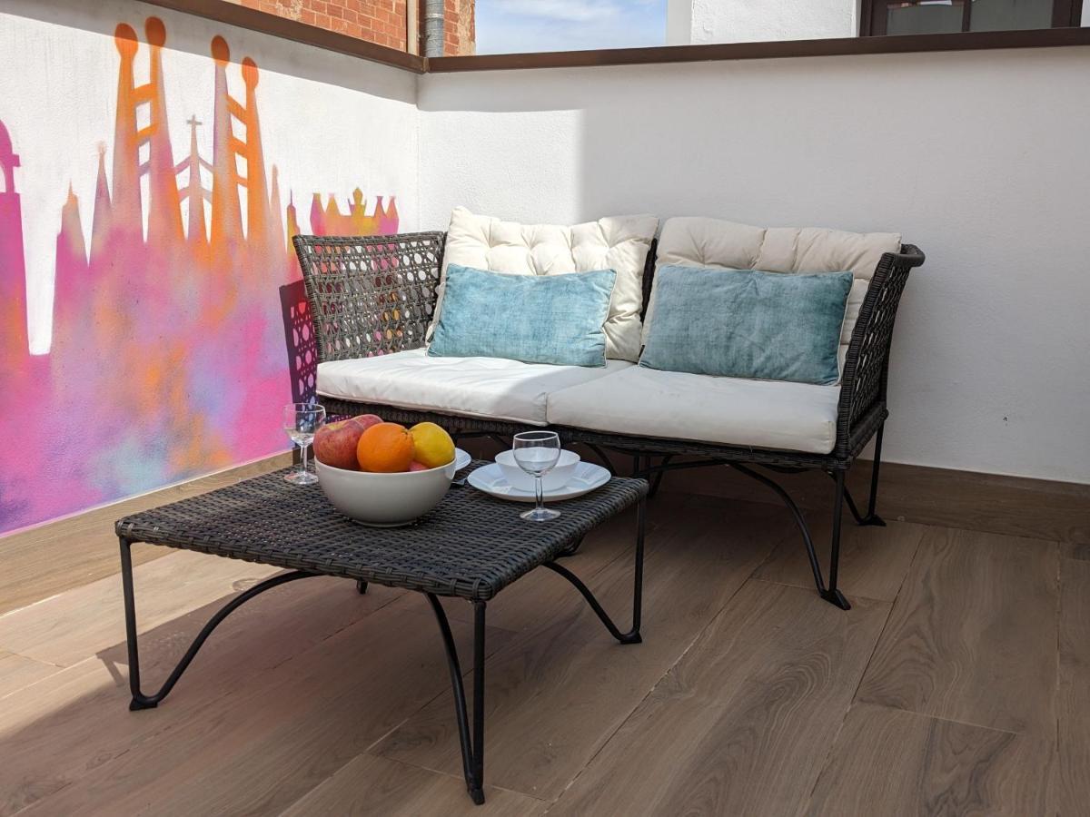 Weflating Fira Apartment Оспиталет де Лобрегат Екстериор снимка