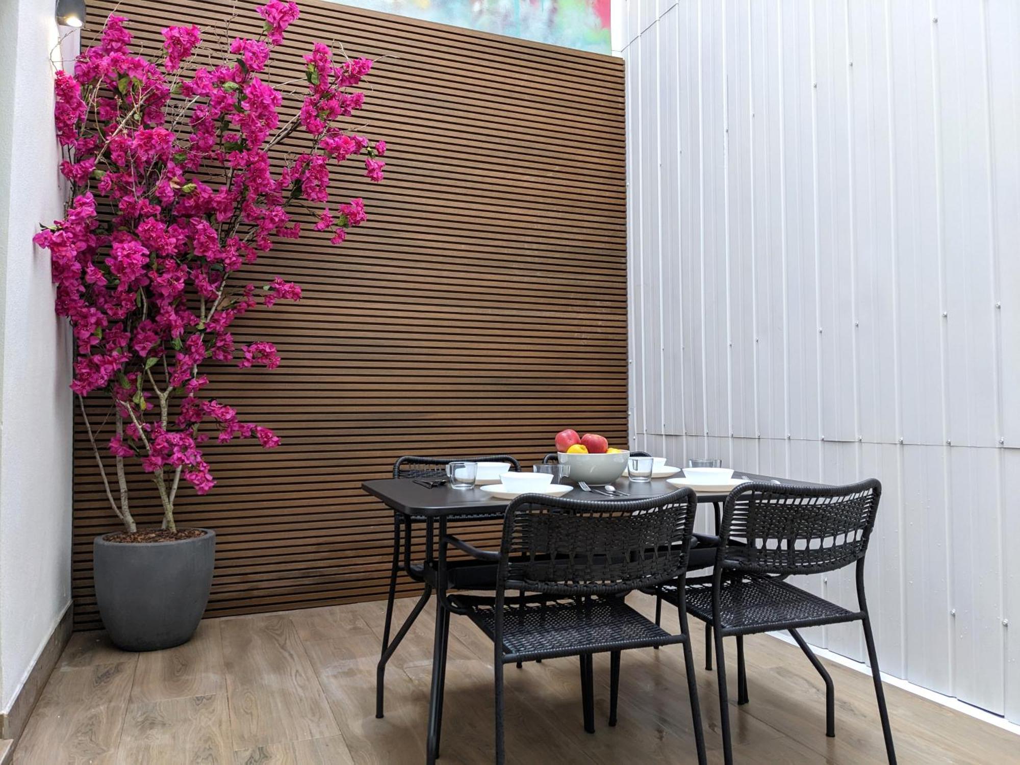 Weflating Fira Apartment Оспиталет де Лобрегат Екстериор снимка
