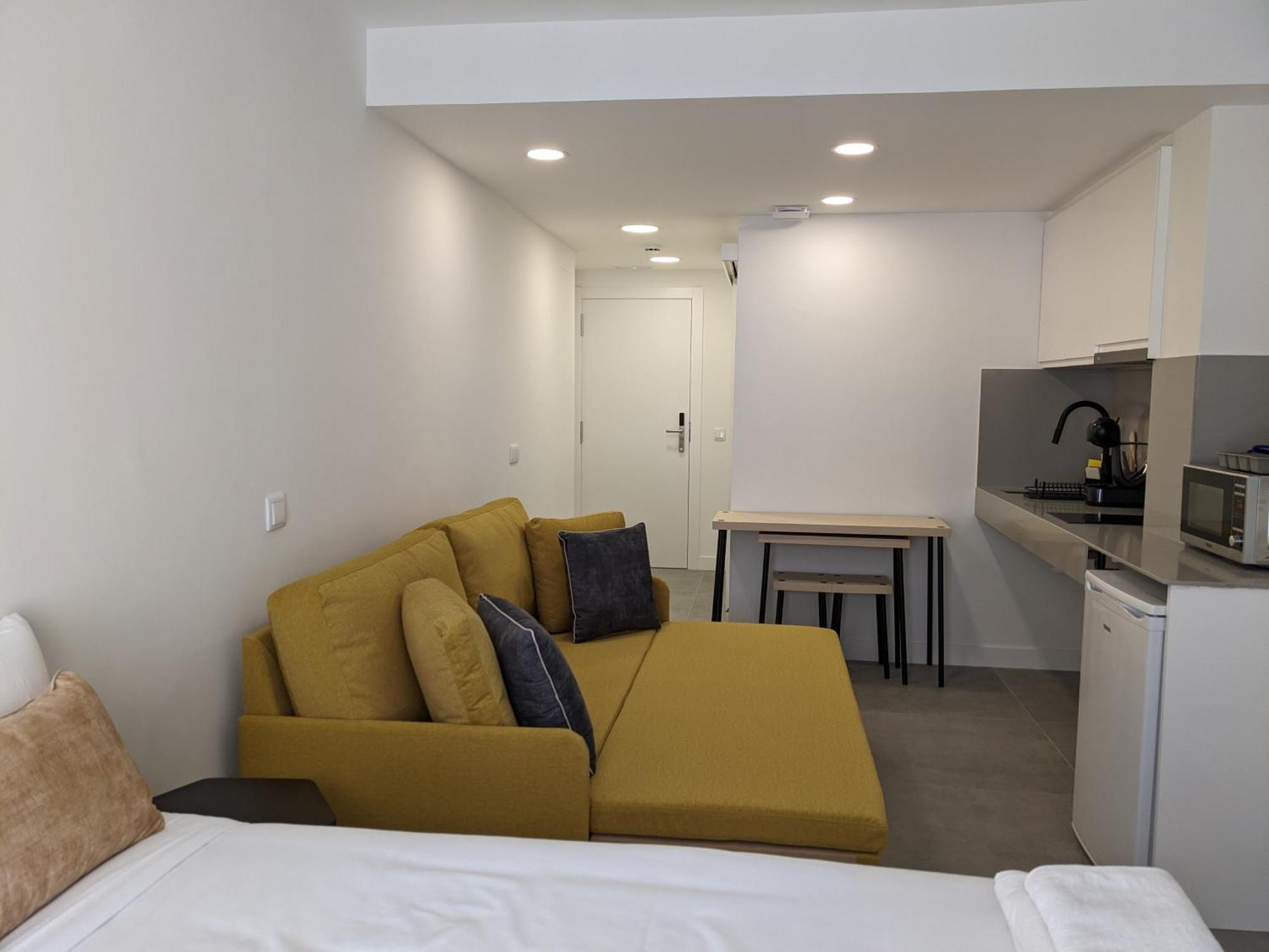 Weflating Fira Apartment Оспиталет де Лобрегат Екстериор снимка