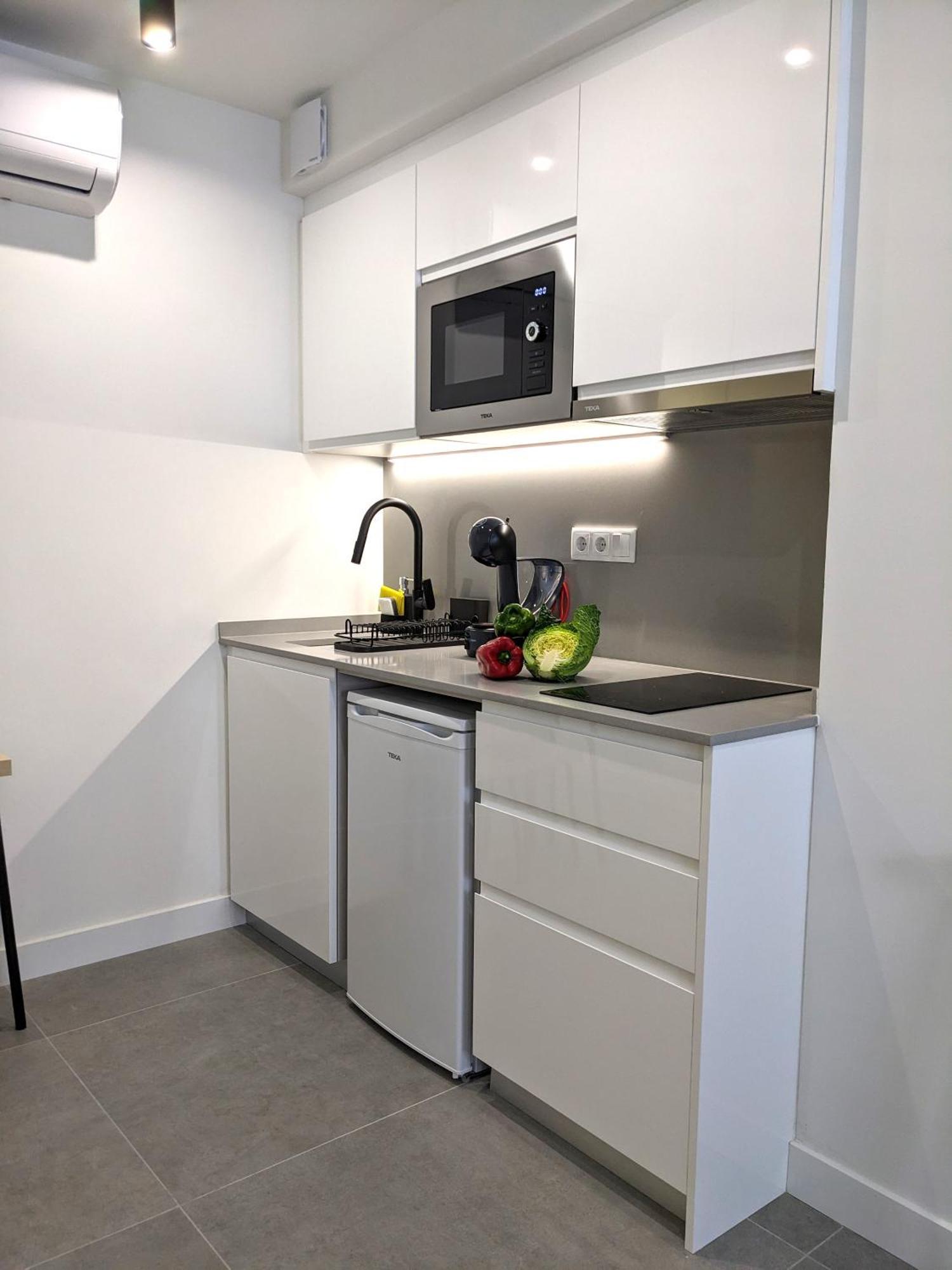 Weflating Fira Apartment Оспиталет де Лобрегат Екстериор снимка