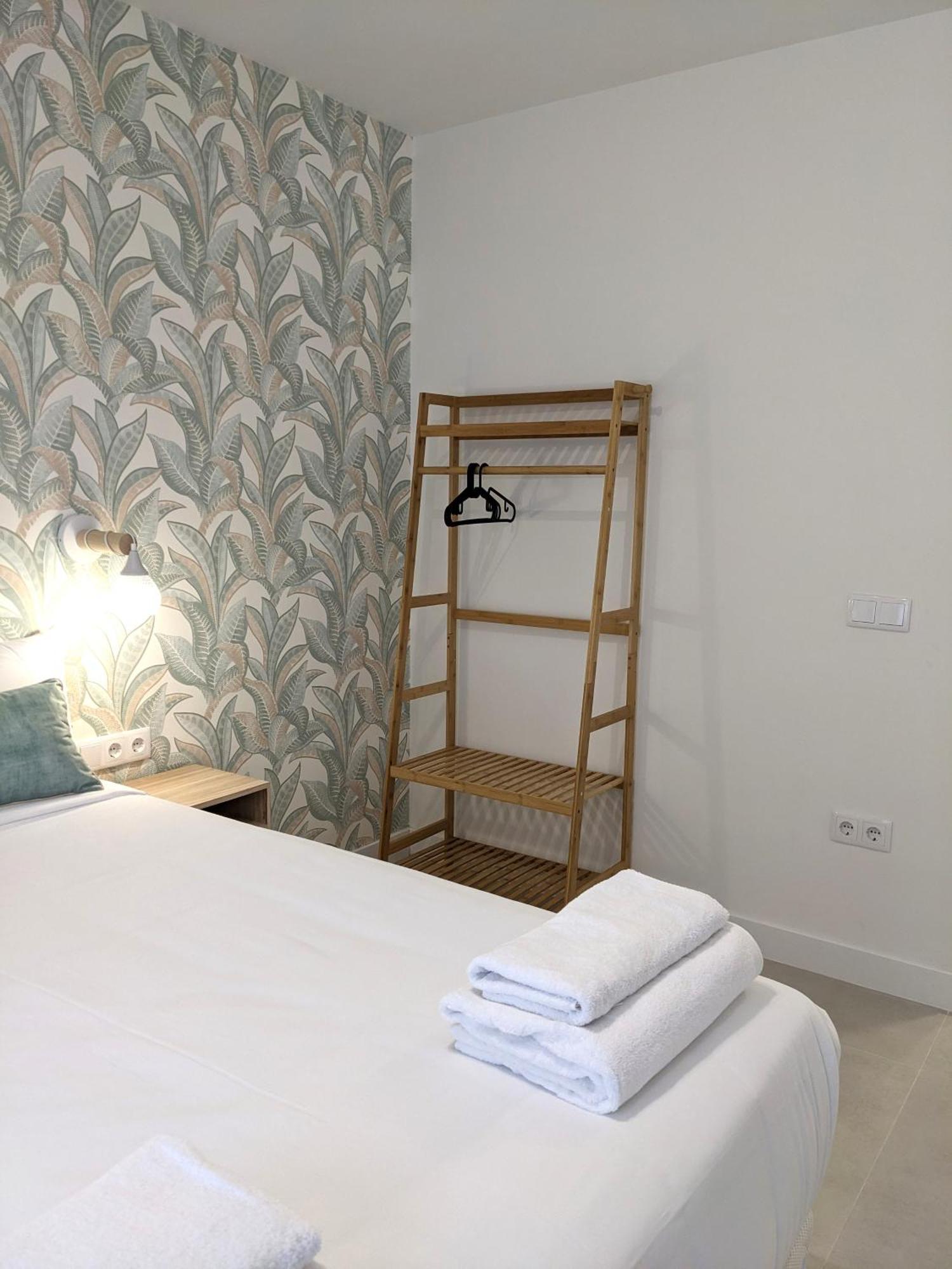 Weflating Fira Apartment Оспиталет де Лобрегат Екстериор снимка